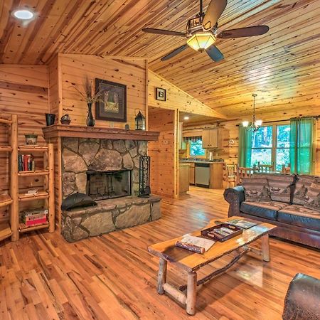 The Georgia Peach Cabin 8 Mi To Dwntn Helen Clarkesville Exteriör bild