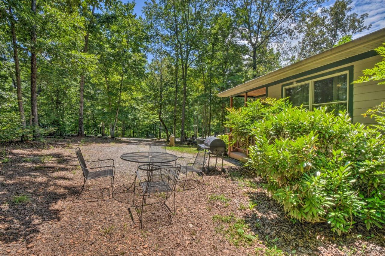 The Georgia Peach Cabin 8 Mi To Dwntn Helen Clarkesville Exteriör bild